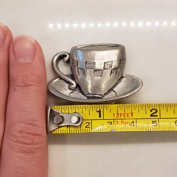 Seagull Pewter Canada 1996 Cup & Saucer Brooch - Picture 5 of 5